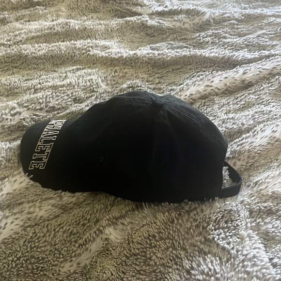 Black alphalete hat - Picture 2 of 4